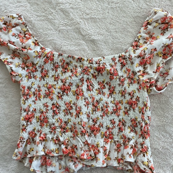 Cute aesthetic flower pattern top - Picture 1 of 1